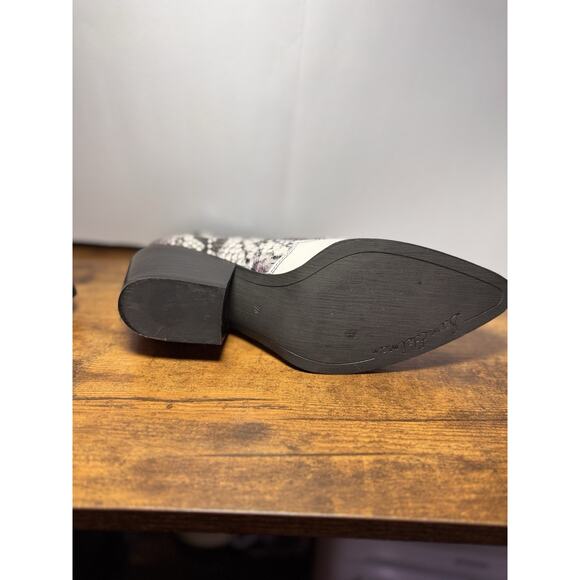 Sam Edelman Winona Bootie In Berry/White Snake Print Women’s Size 7.5 - Picture 5 of 12